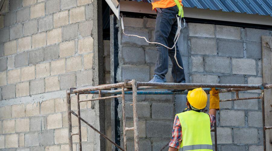 Expert Emergency Roof Repairs services in Snook, TX